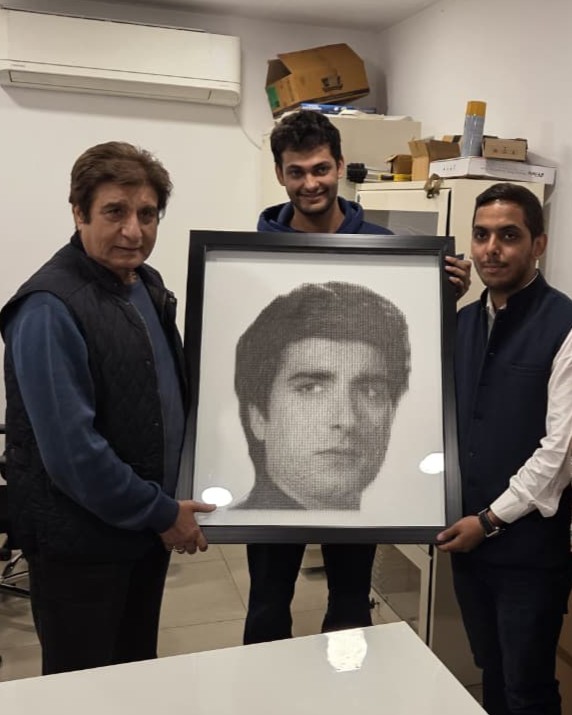 Shri Raj Babbar Ji — Portrait in Thread, photo 3